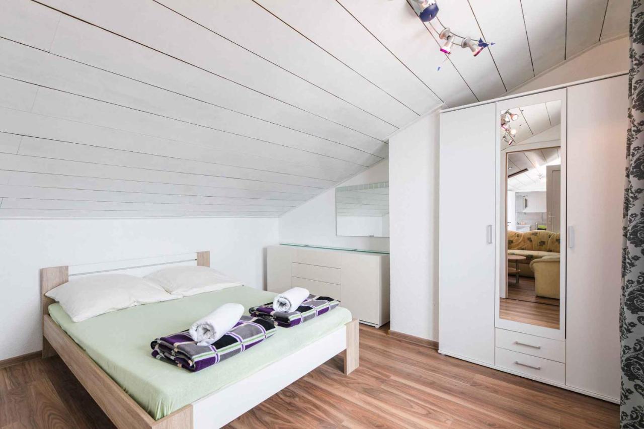Apartment In Crikvenica 39210 Εξωτερικό φωτογραφία